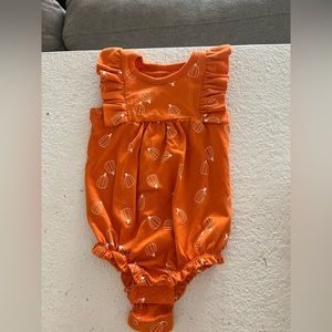 Cat & Jack Onesie 0-3 months